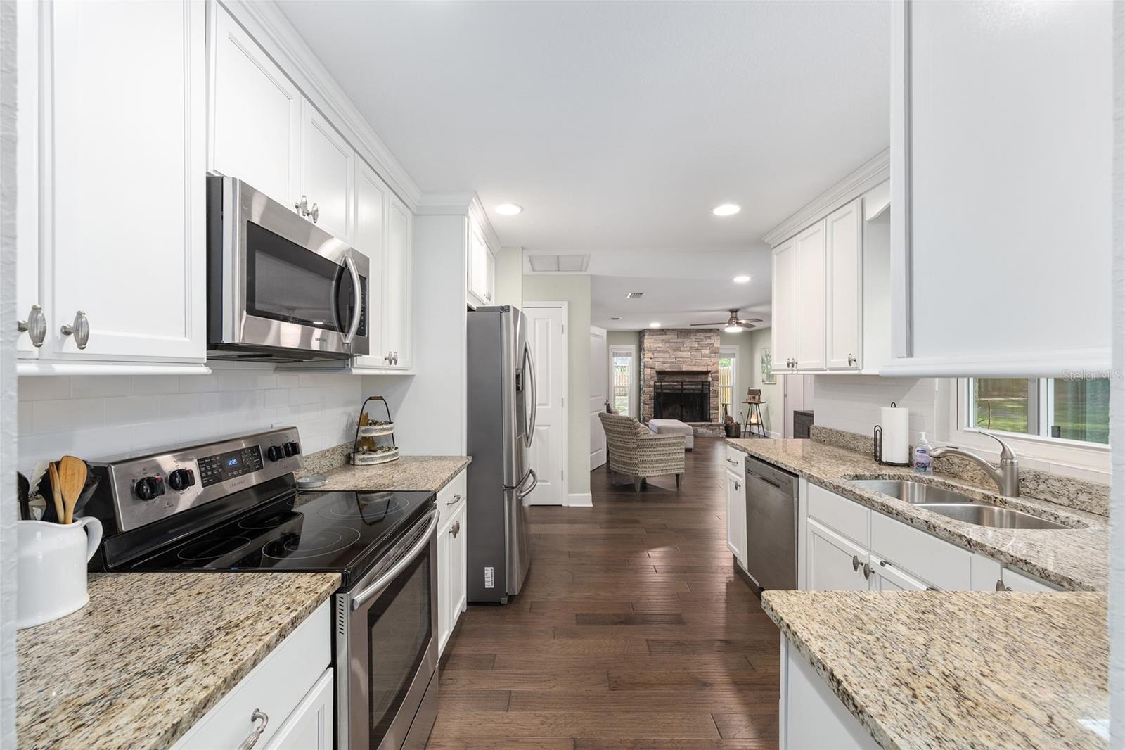 WINDWARD MEADOWS - Residential