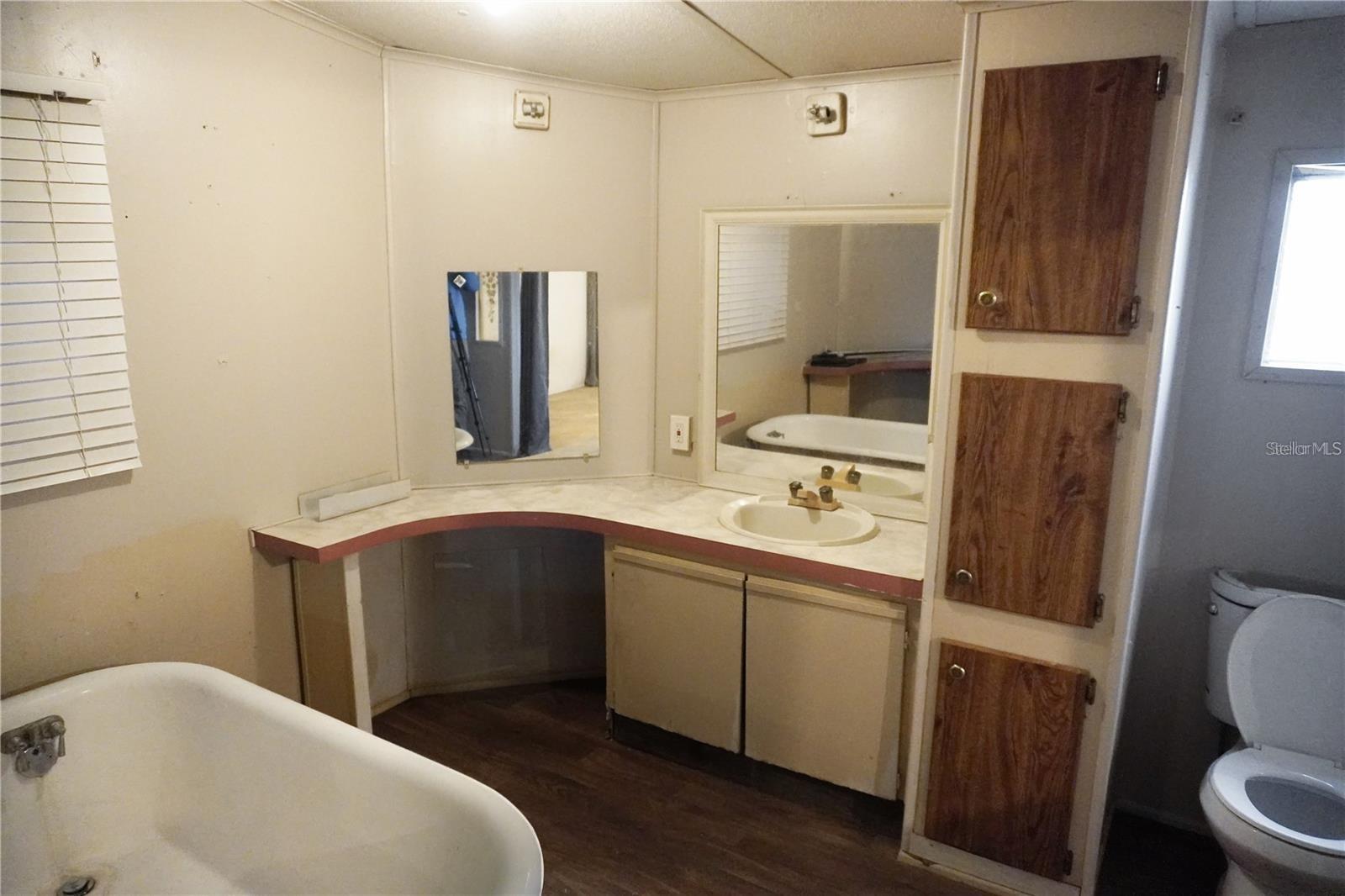 UNPLATTED - Residential