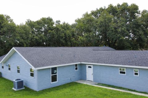 Photo of 603 N Sunset Avenue, Mascotte, FL 34753 (MLS # T3551917)