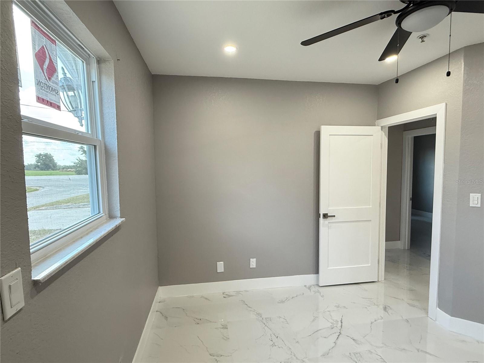 MASCOTTE STIEFEL SUB - Residential