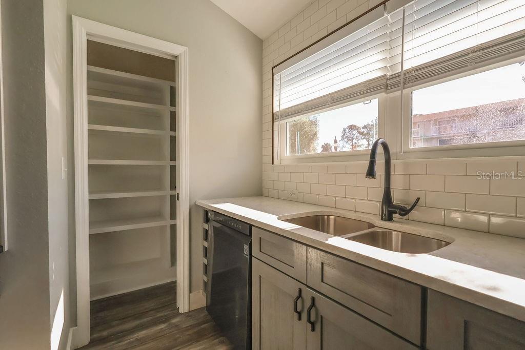 LOCH HARBOUR - Residential