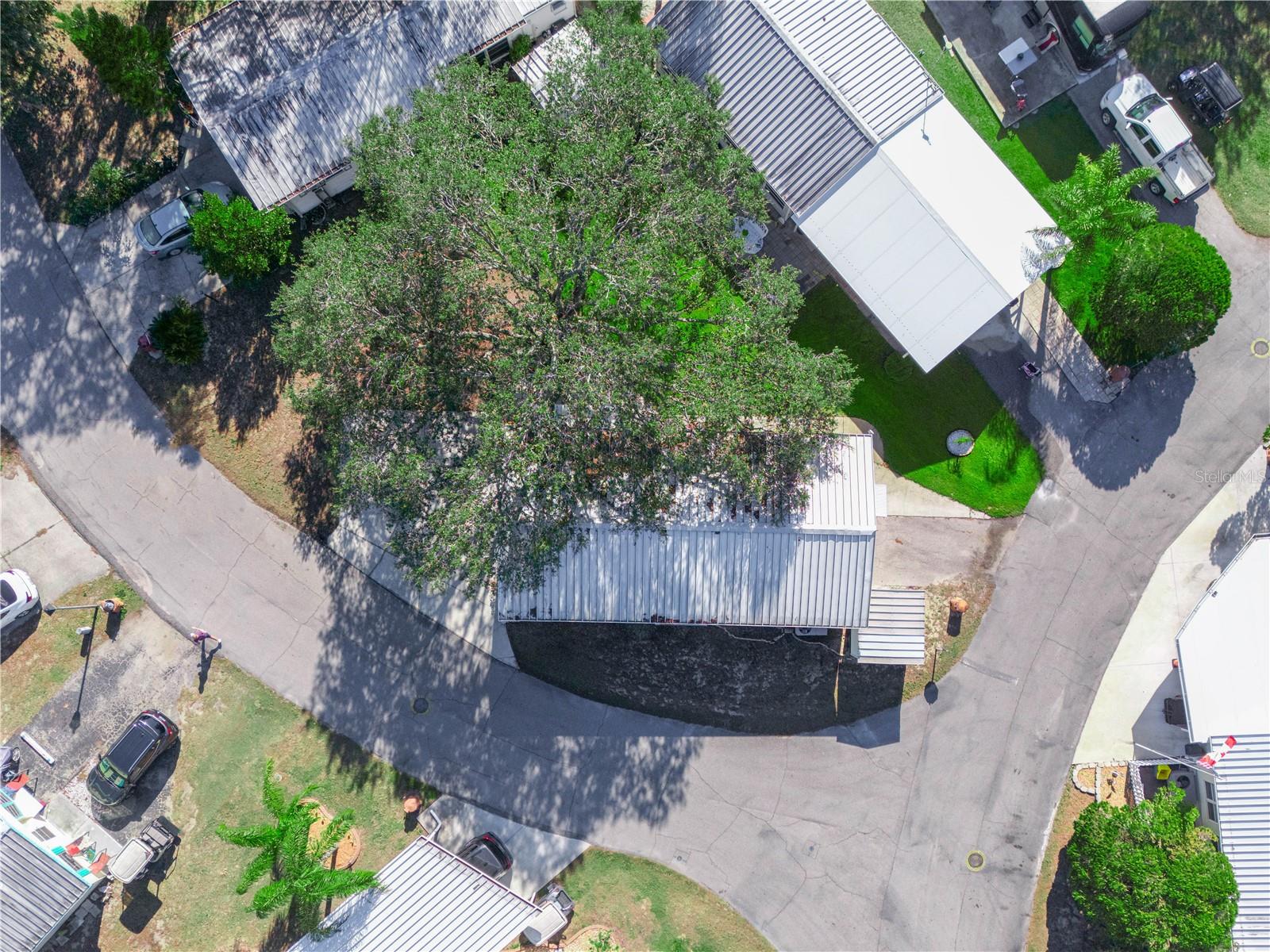 SADDLEBAG LAKE - Residential