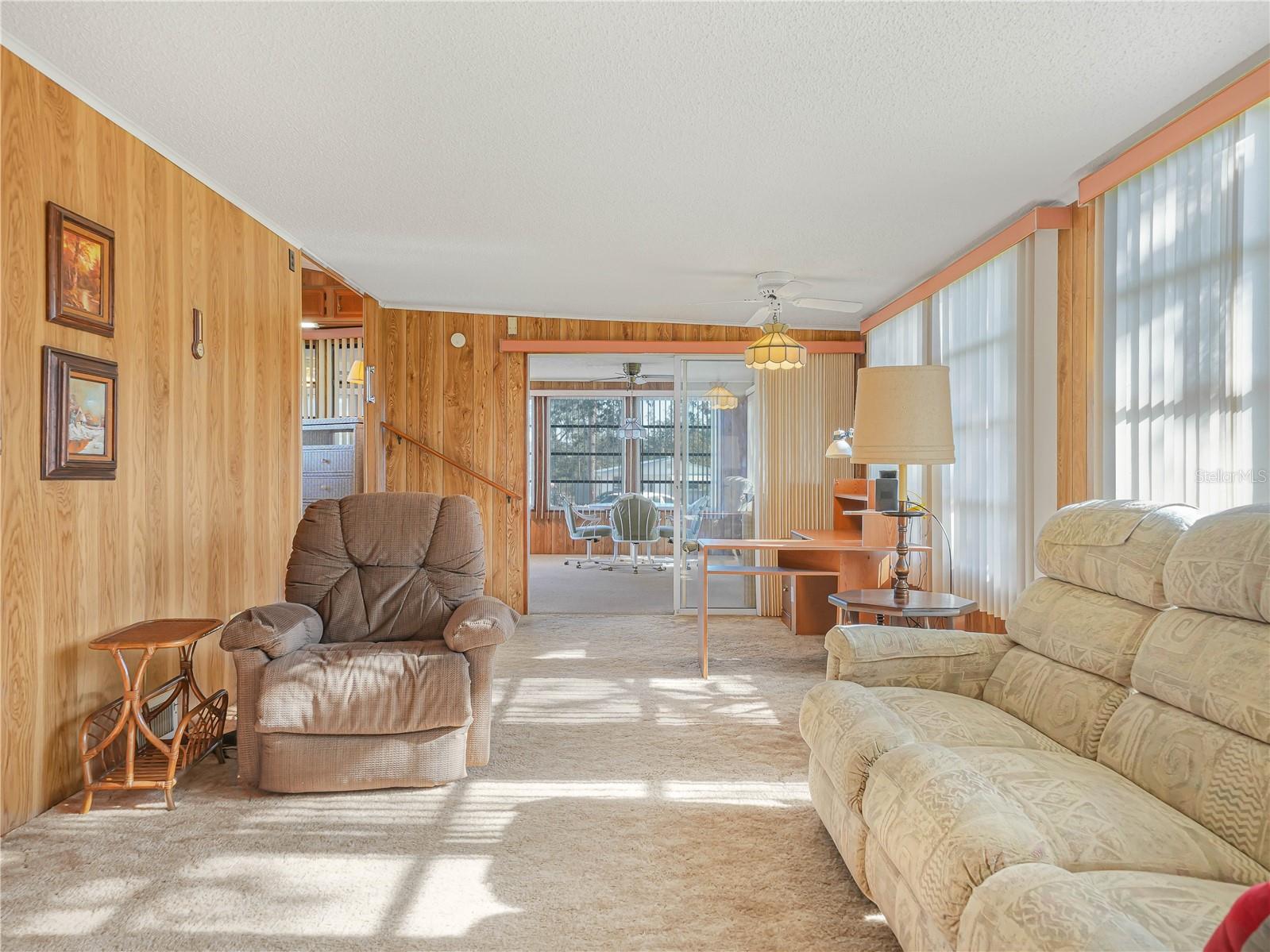 SADDLEBAG LAKE - Residential