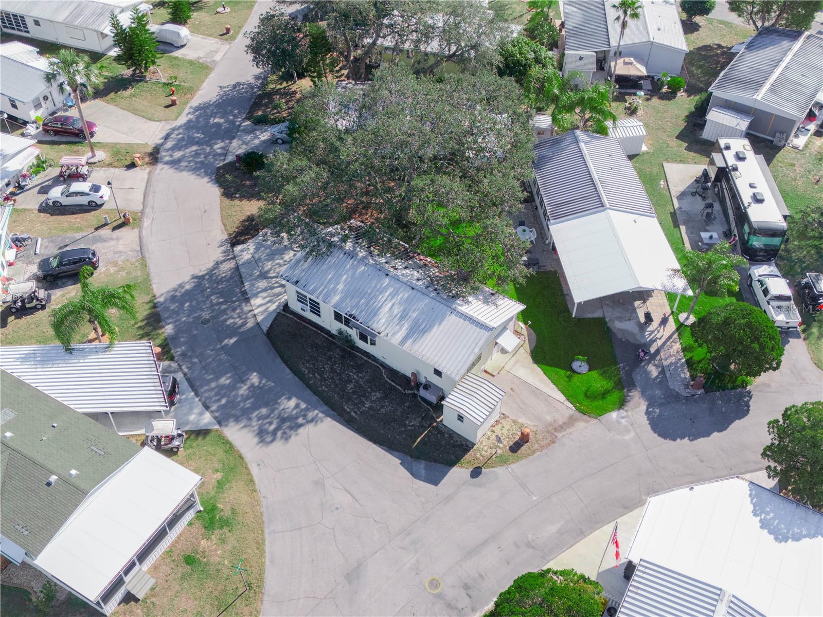 SADDLEBAG LAKE - Residential