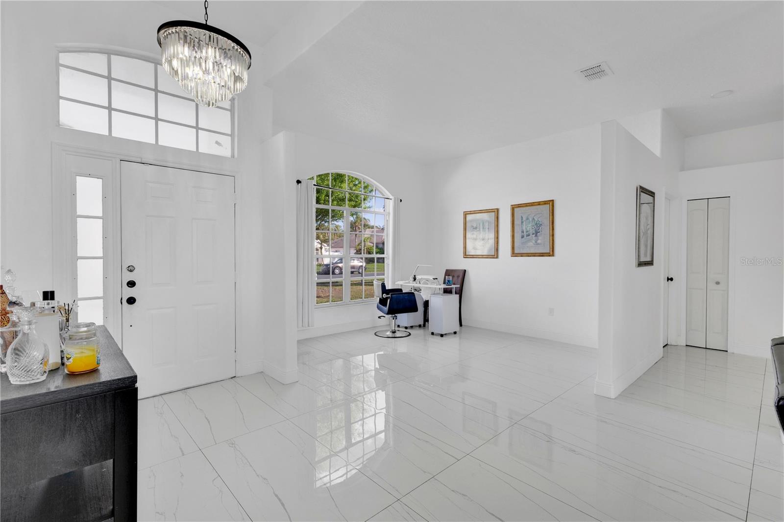 PEBBLE POINTE UNIT 2 - Residential