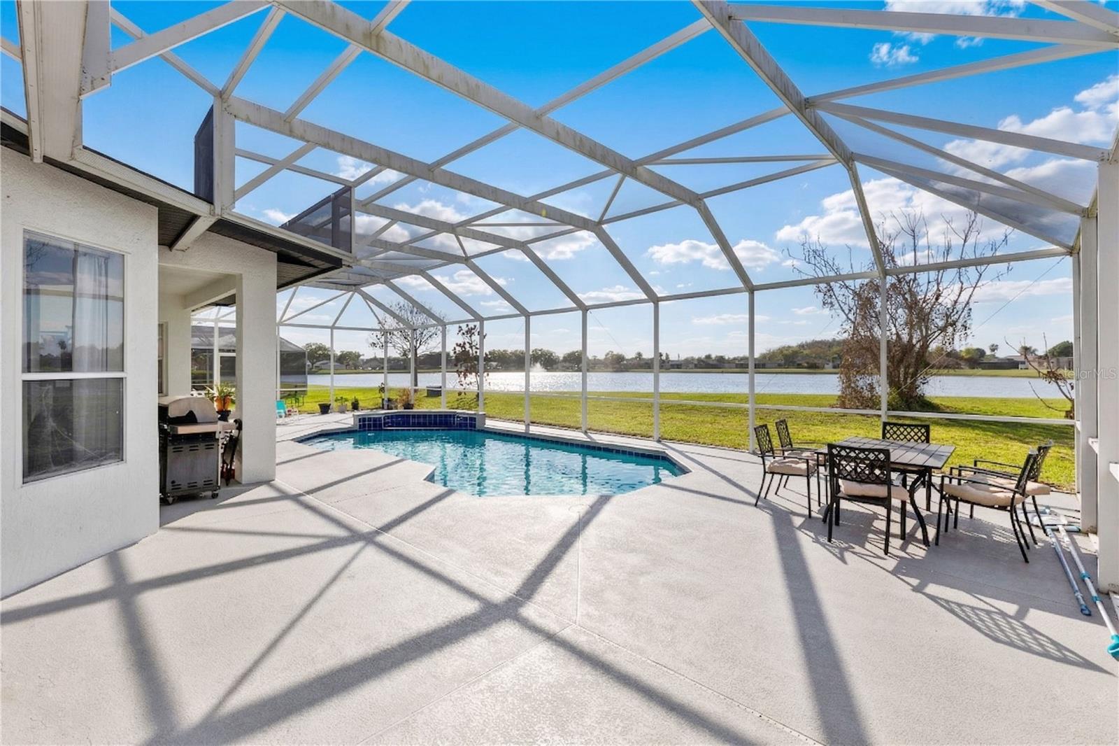 PEBBLE POINTE UNIT 2 - Residential