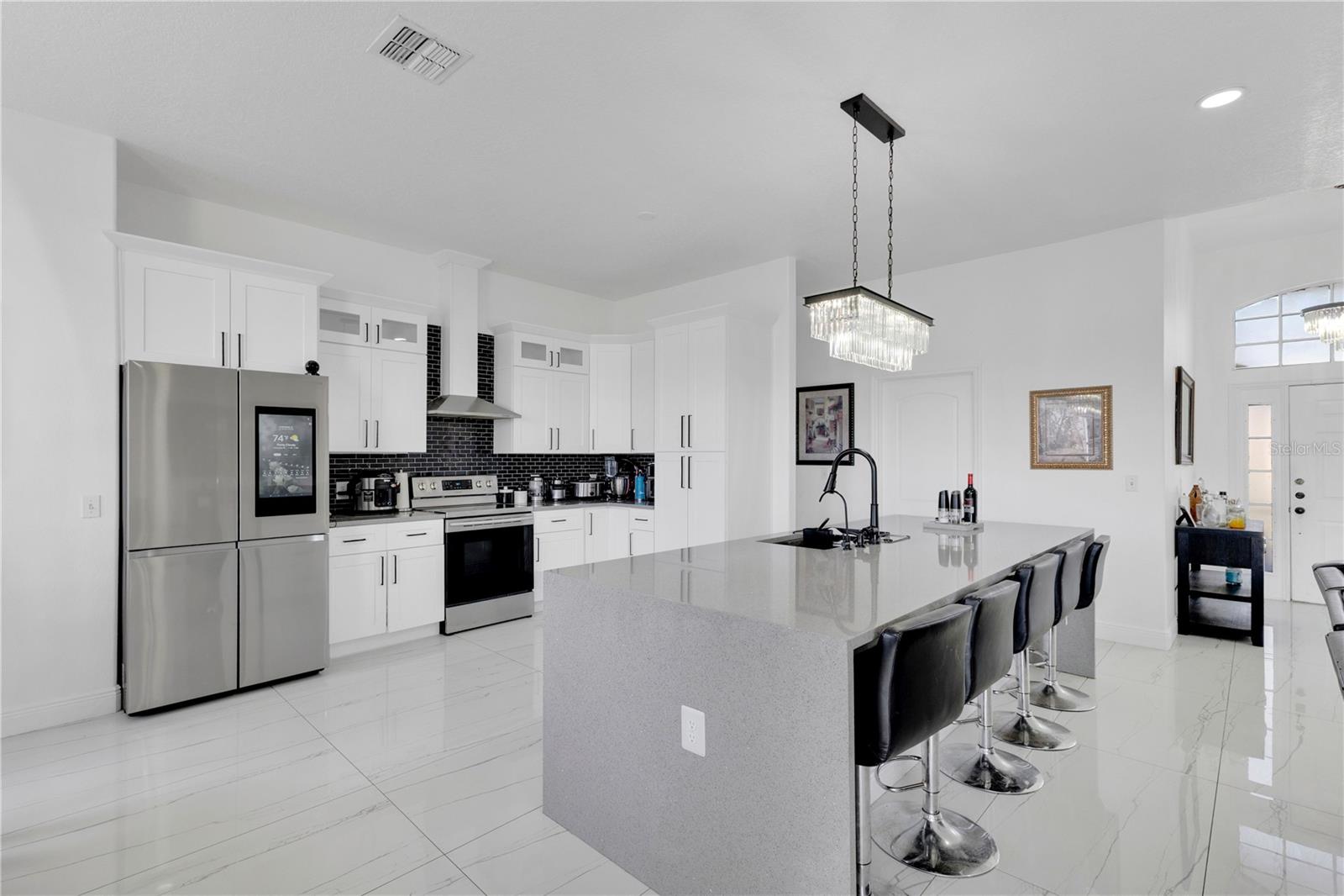 PEBBLE POINTE UNIT 2 - Residential