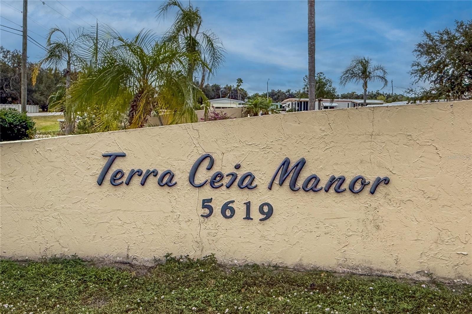 TERRA CEIA MANOR CO-OP - Residential