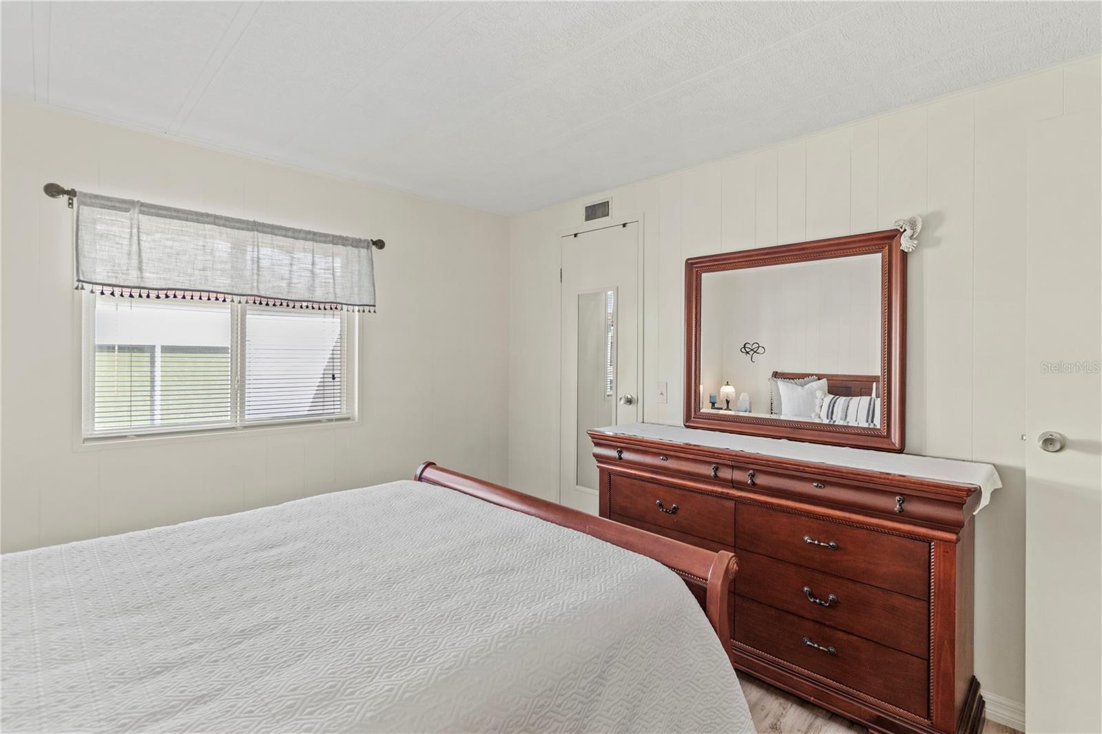 TERRA CEIA MANOR CO-OP - Residential