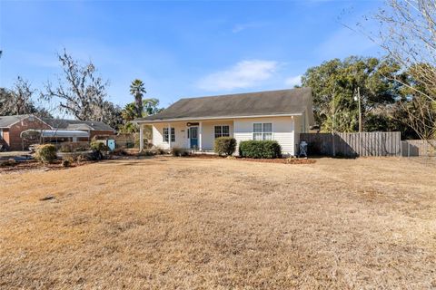 Photo of 14904 NE 143 Terrace, Waldo, FL 32694 (MLS # GC540089)