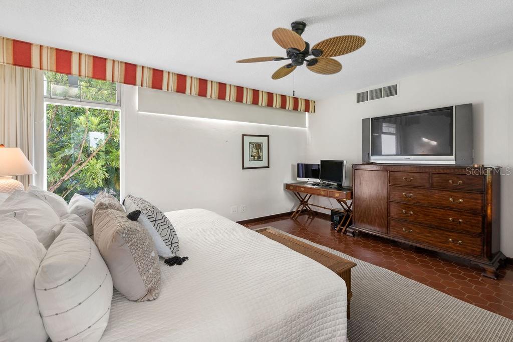 VILLA DORADO ESTATES - Residential