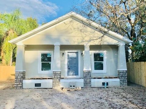 Photo of 315 Dorsett Avenue, Lake Wales, FL 33853 (MLS # O6344998)