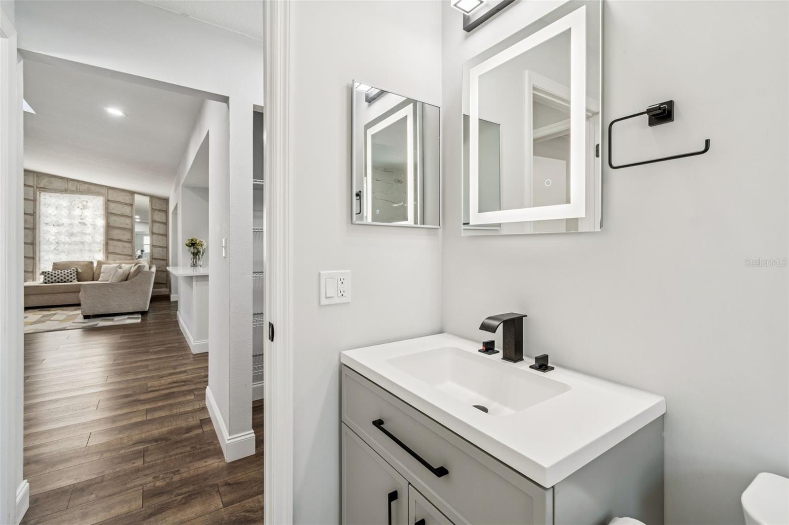 SEMINOLE PINES SUB PHASE III - Residential