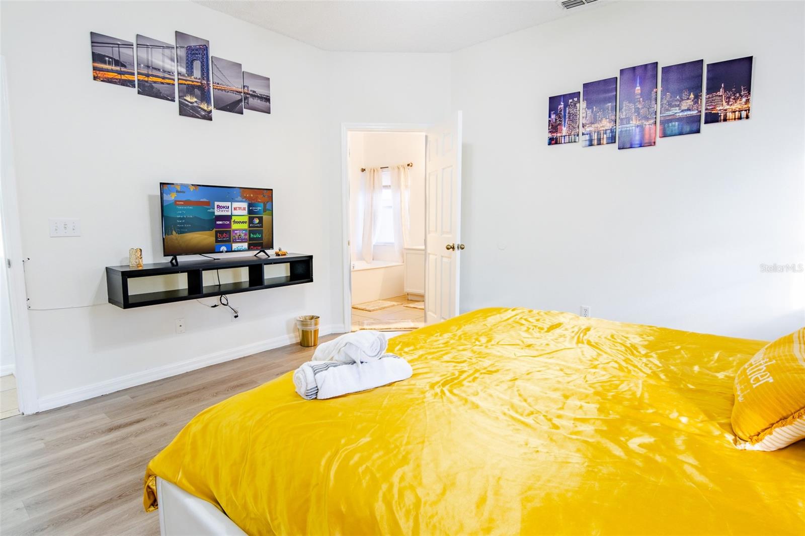 HAMPTON ESTATES - Residential