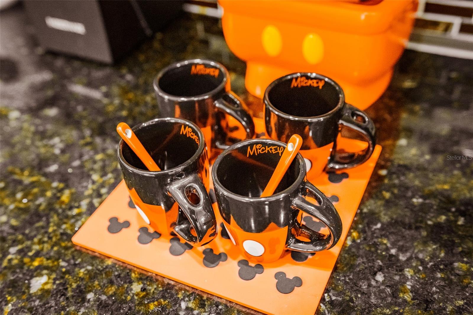 HAMPTON ESTATES - Residential