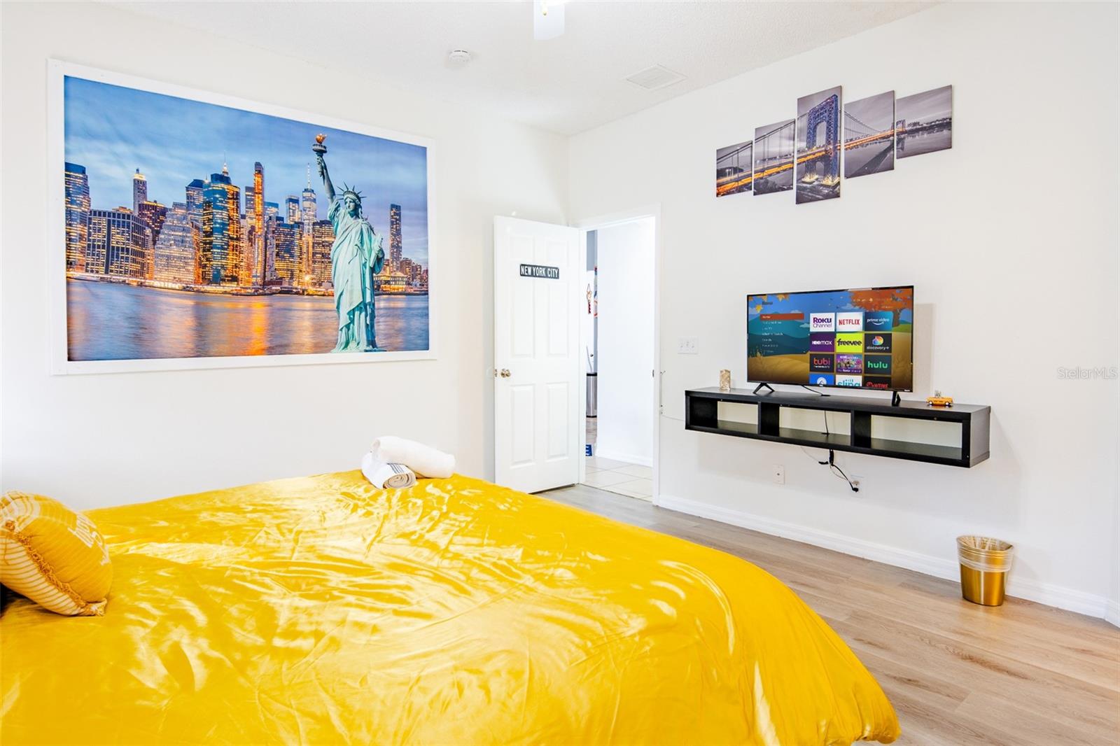 HAMPTON ESTATES - Residential