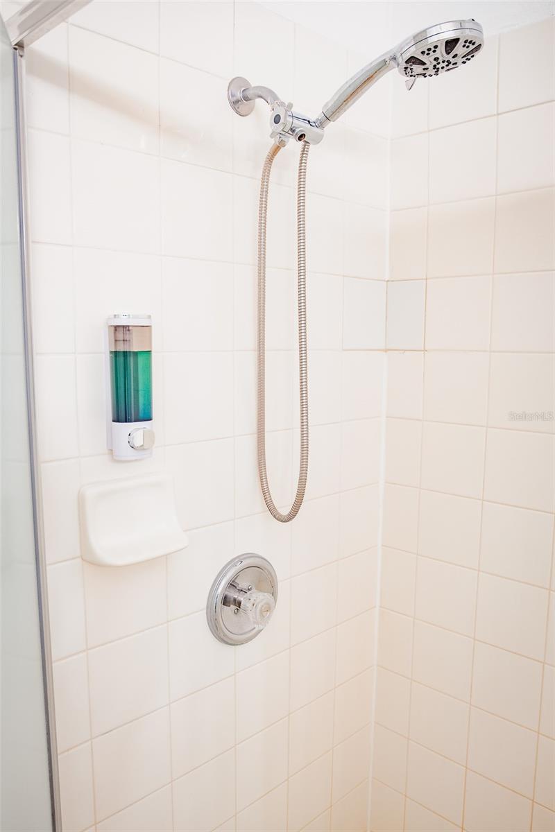 HAMPTON ESTATES - Residential