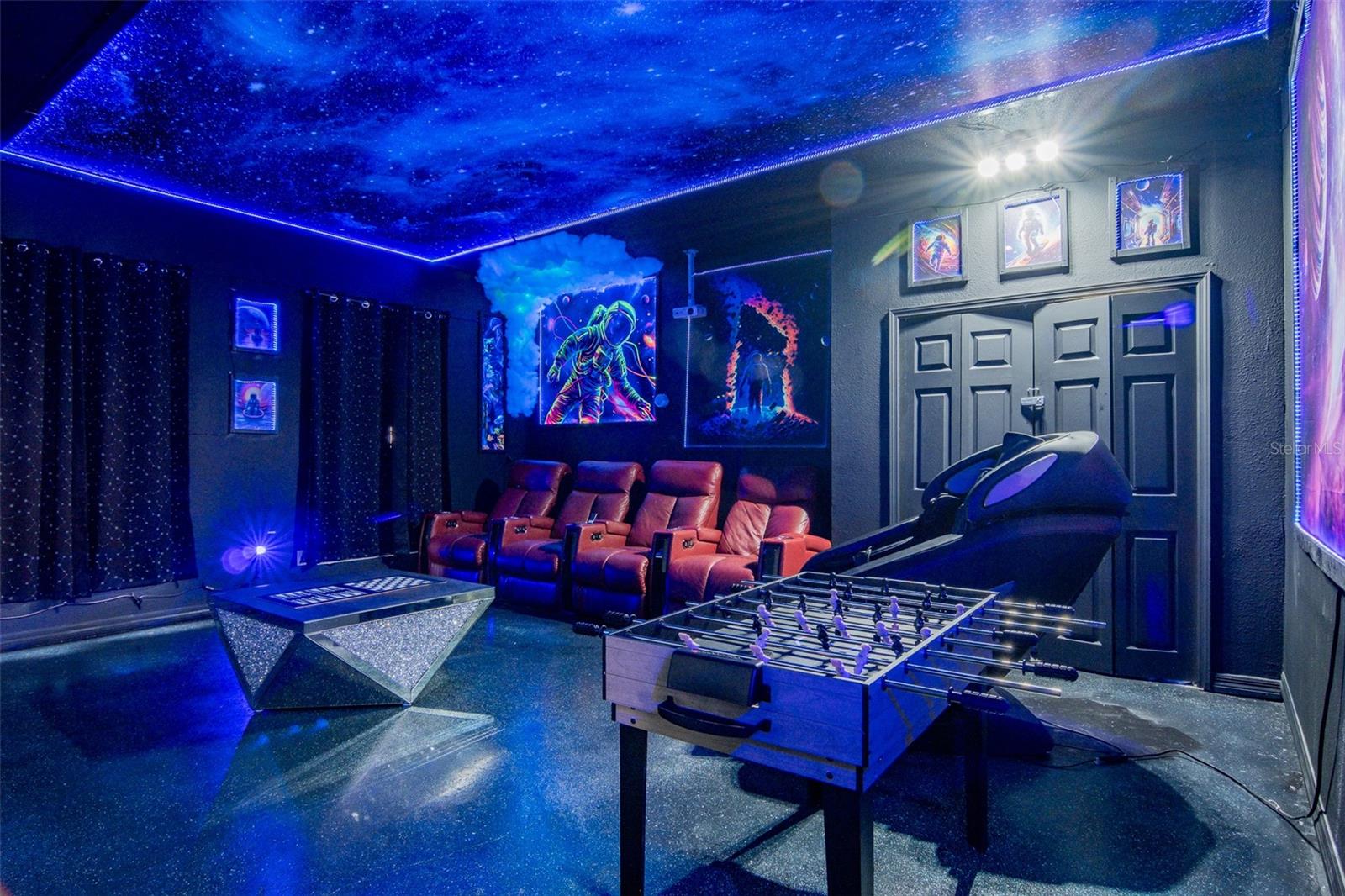 HAMPTON ESTATES - Residential