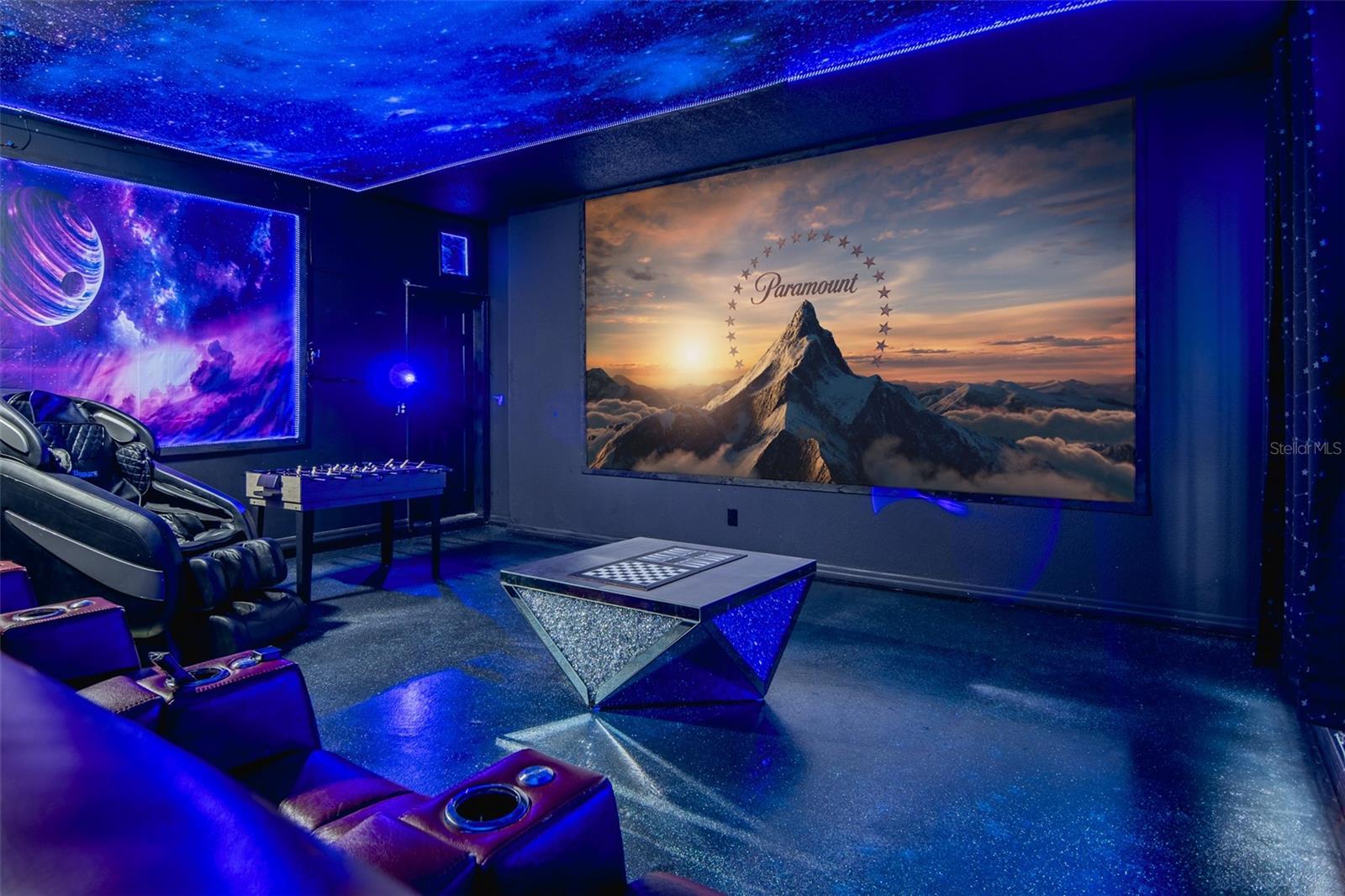 HAMPTON ESTATES - Residential