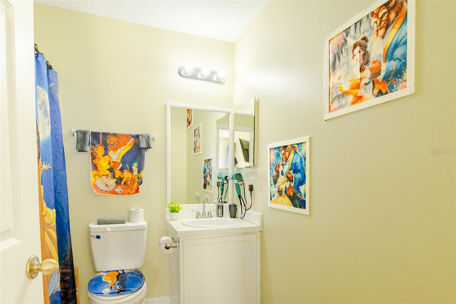 HAMPTON ESTATES - Residential