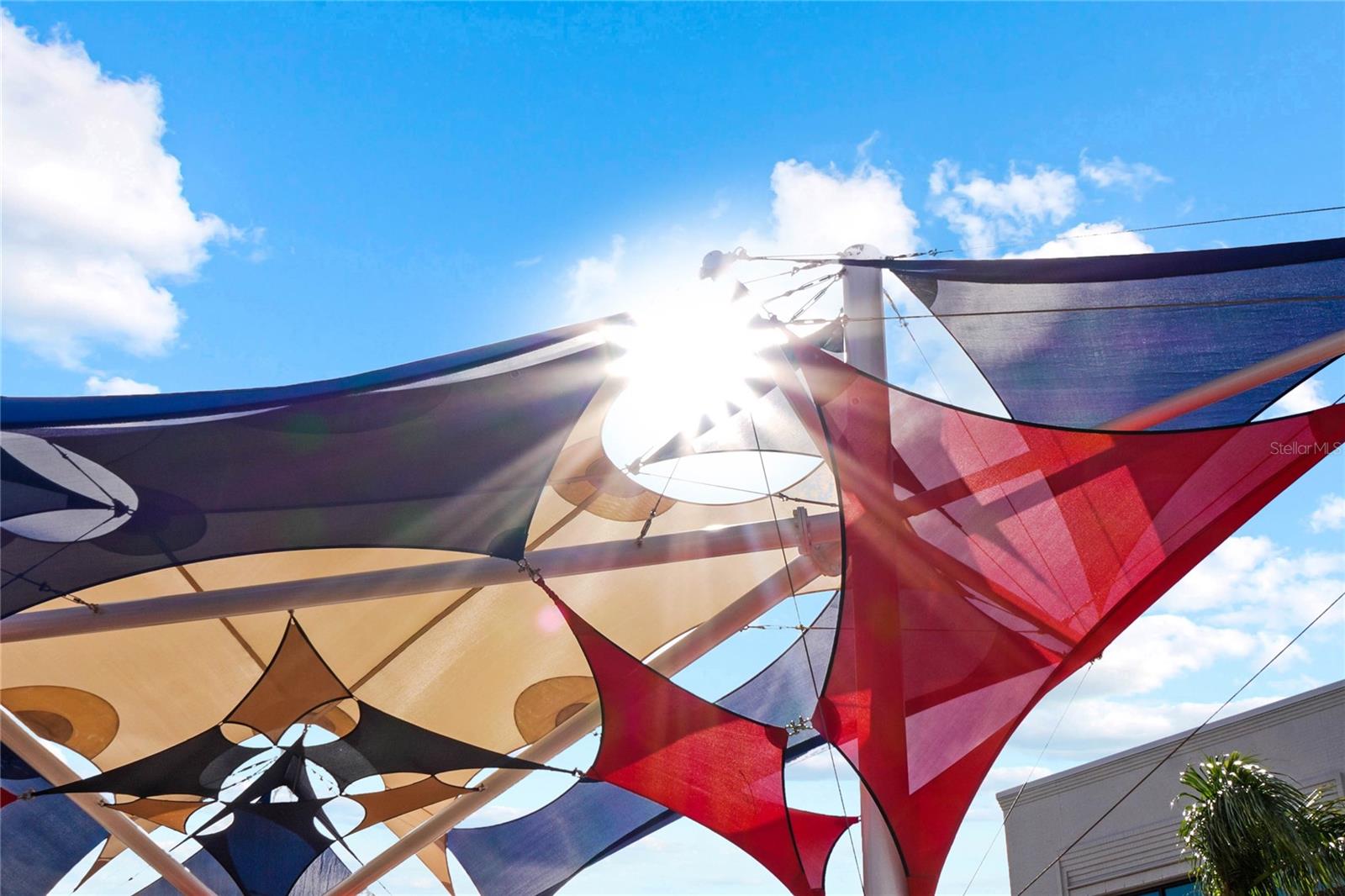 WELLEN PARK GOLF & COUNTRY CLUB - Residential Lease