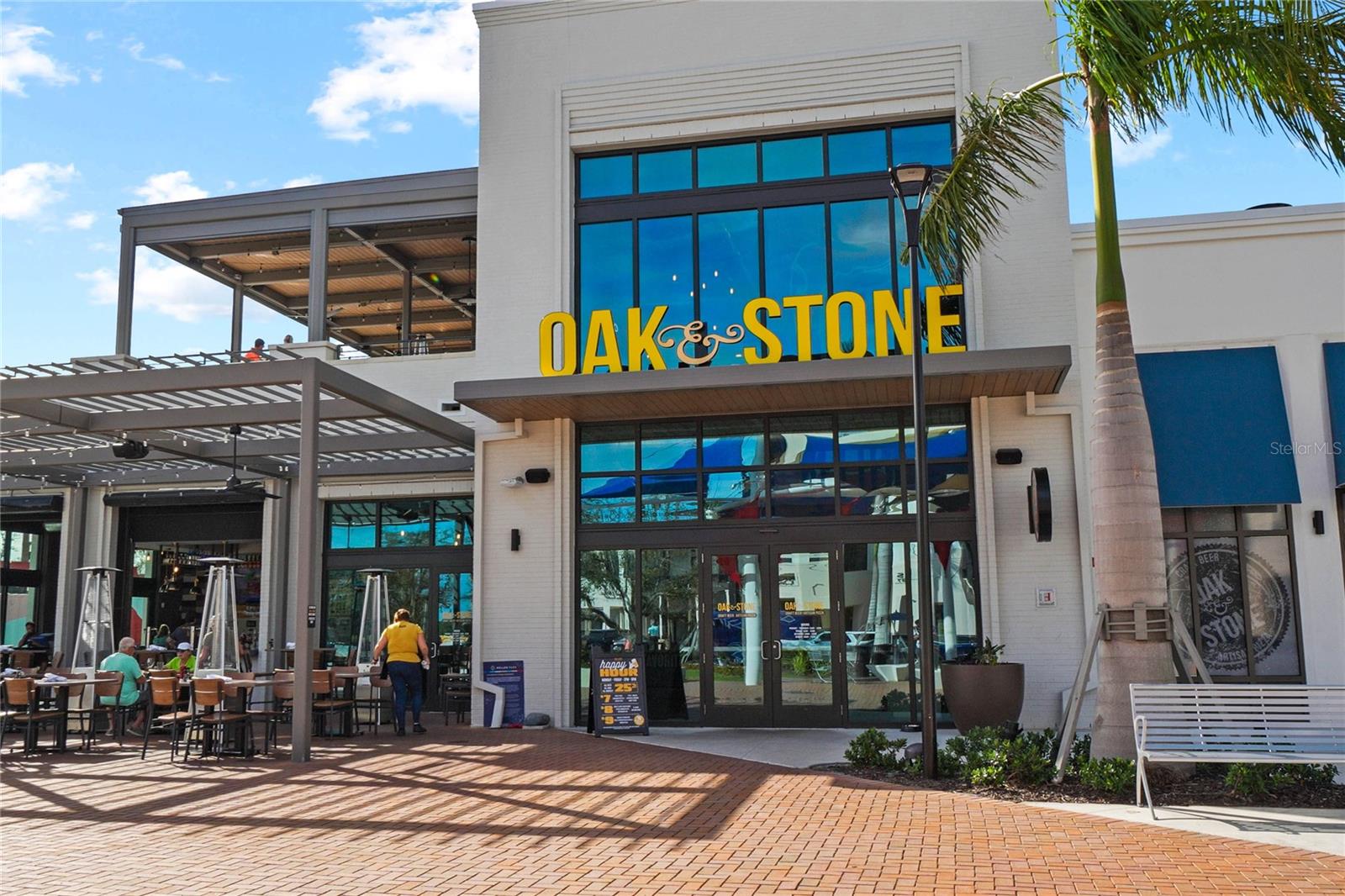 WELLEN PARK GOLF & COUNTRY CLUB - Residential Lease