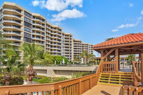 A home in LONGBOAT KEY