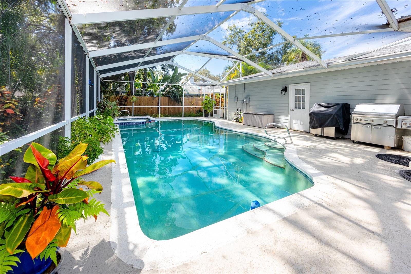 BAY WOODS UNIT III - Residential