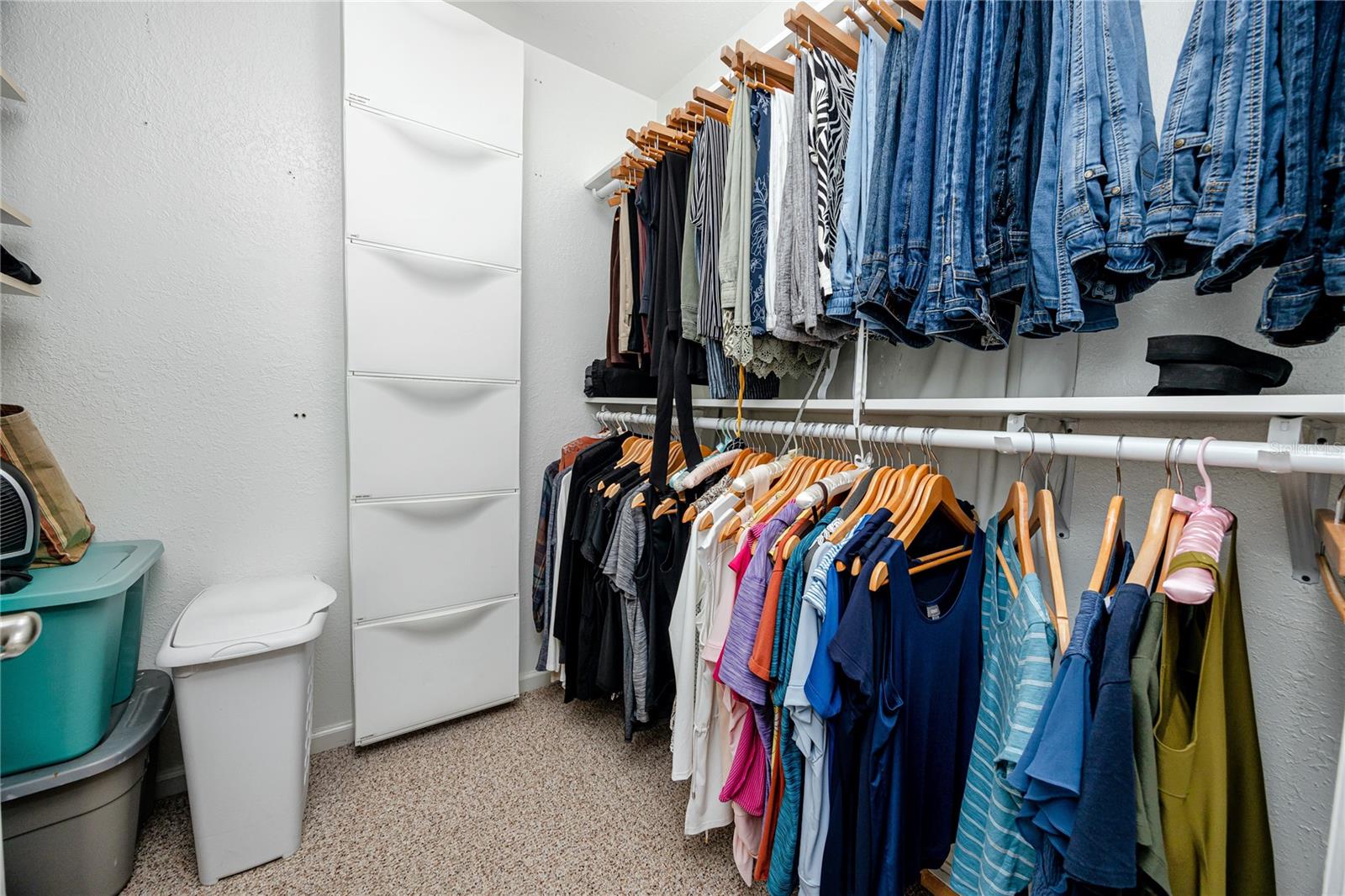 BAY WOODS UNIT III - Residential