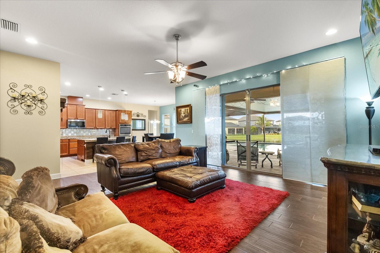 11807 CROSS VINE DRIVE