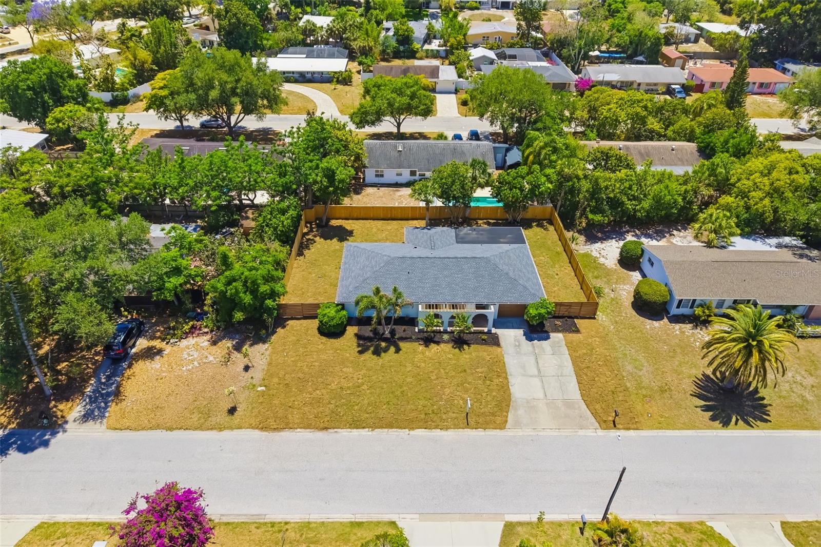 SOUTH GATE - Residential