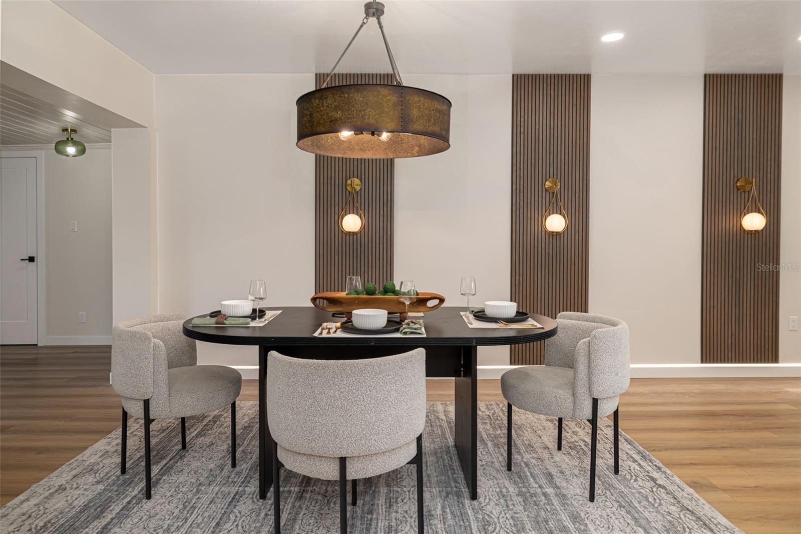 SOUTH GATE - Residential