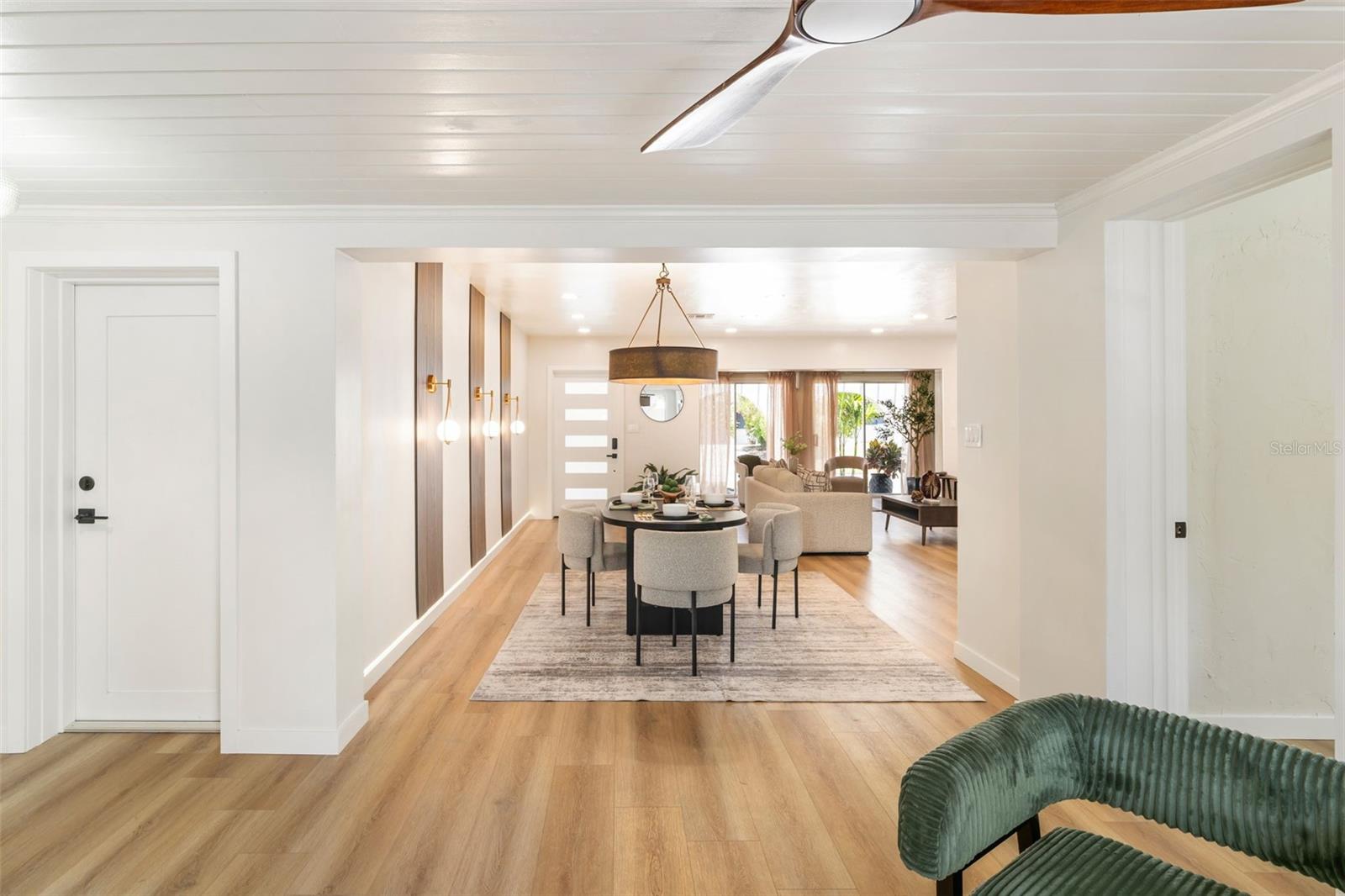 SOUTH GATE - Residential