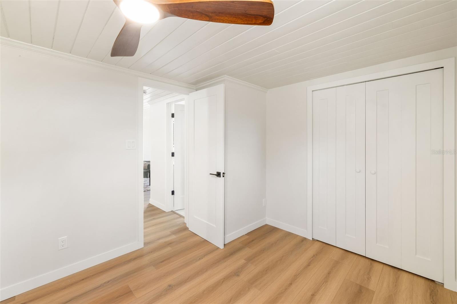 SOUTH GATE - Residential