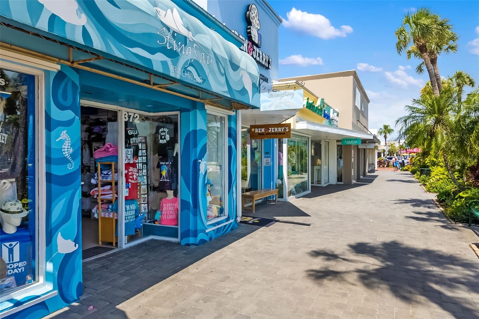 SOUTH GATE - Residential