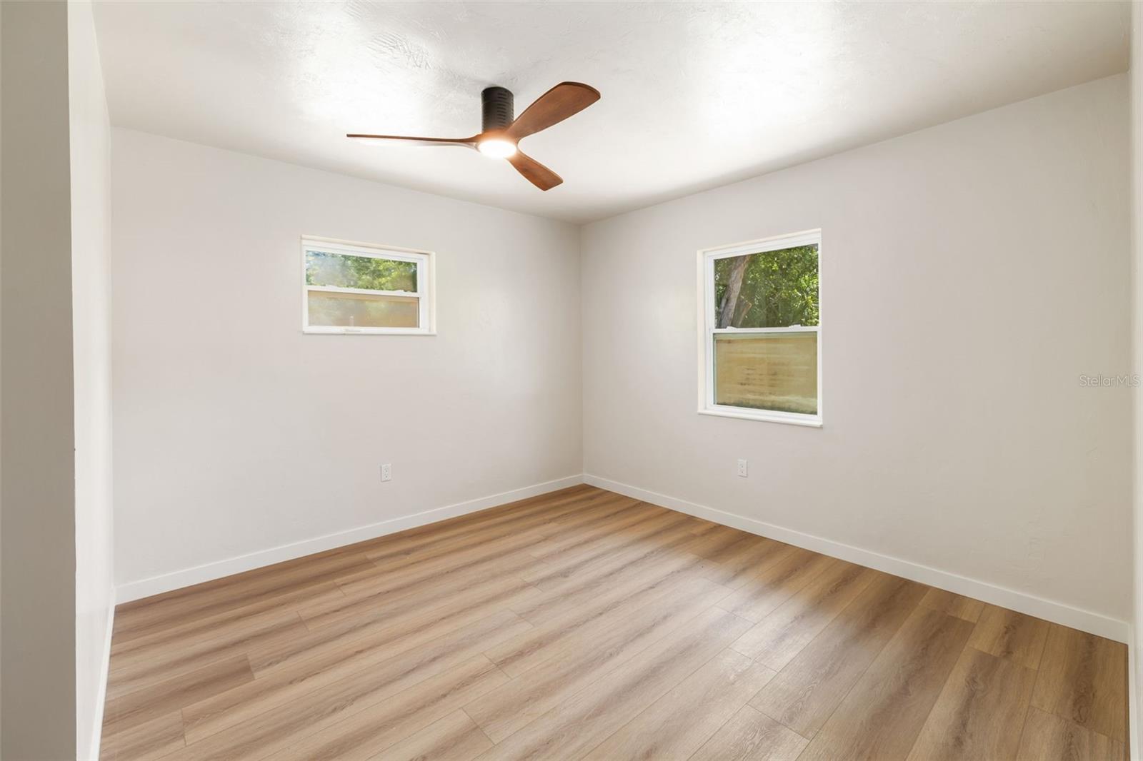 SOUTH GATE - Residential