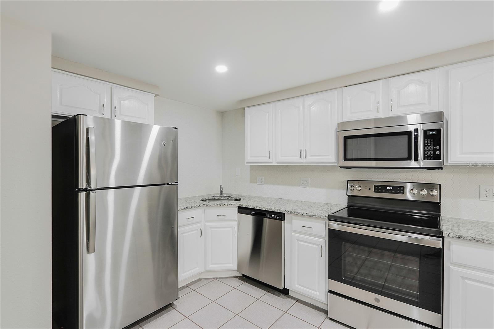 TANGLEWOOD TERRACE - Residential Lease