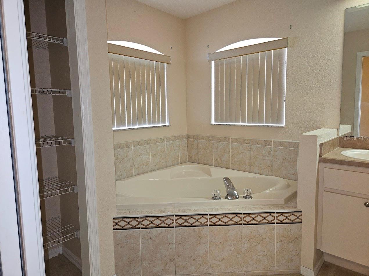 PALMS AT SEVEN HILLS - Residential