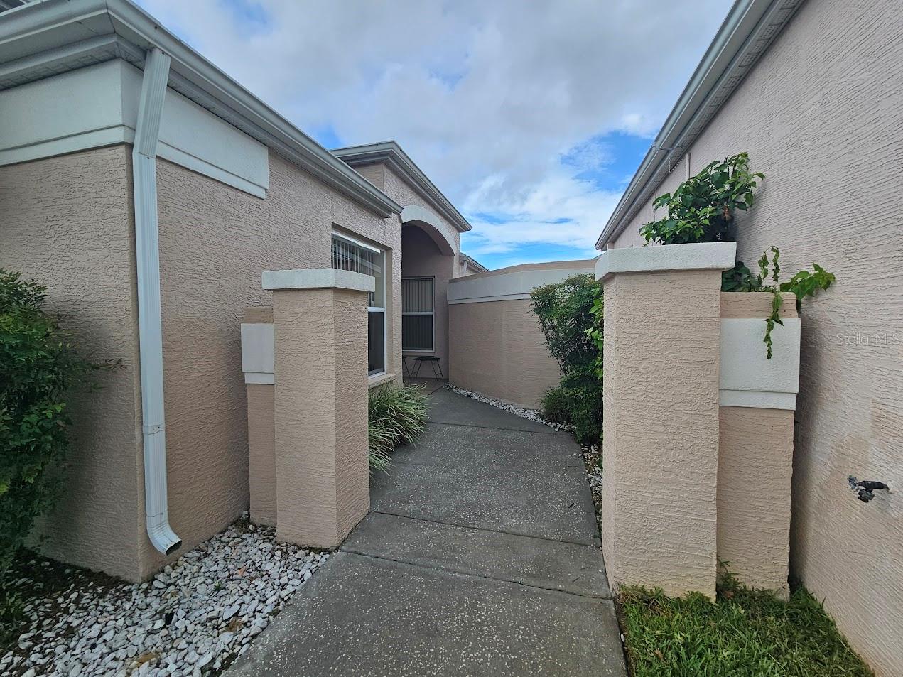 PALMS AT SEVEN HILLS - Residential