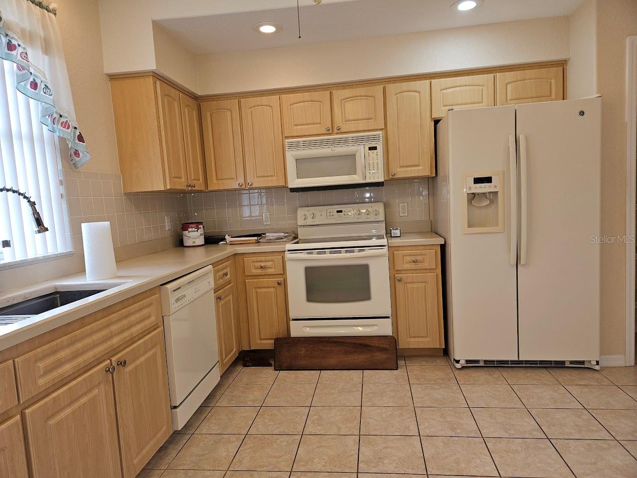 PALMS AT SEVEN HILLS - Residential