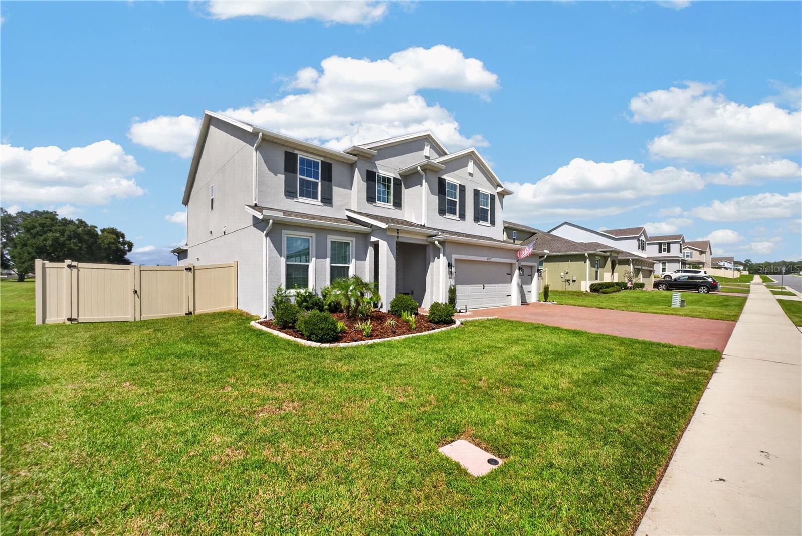 5277 OBSIDIAN GATE DRIVE