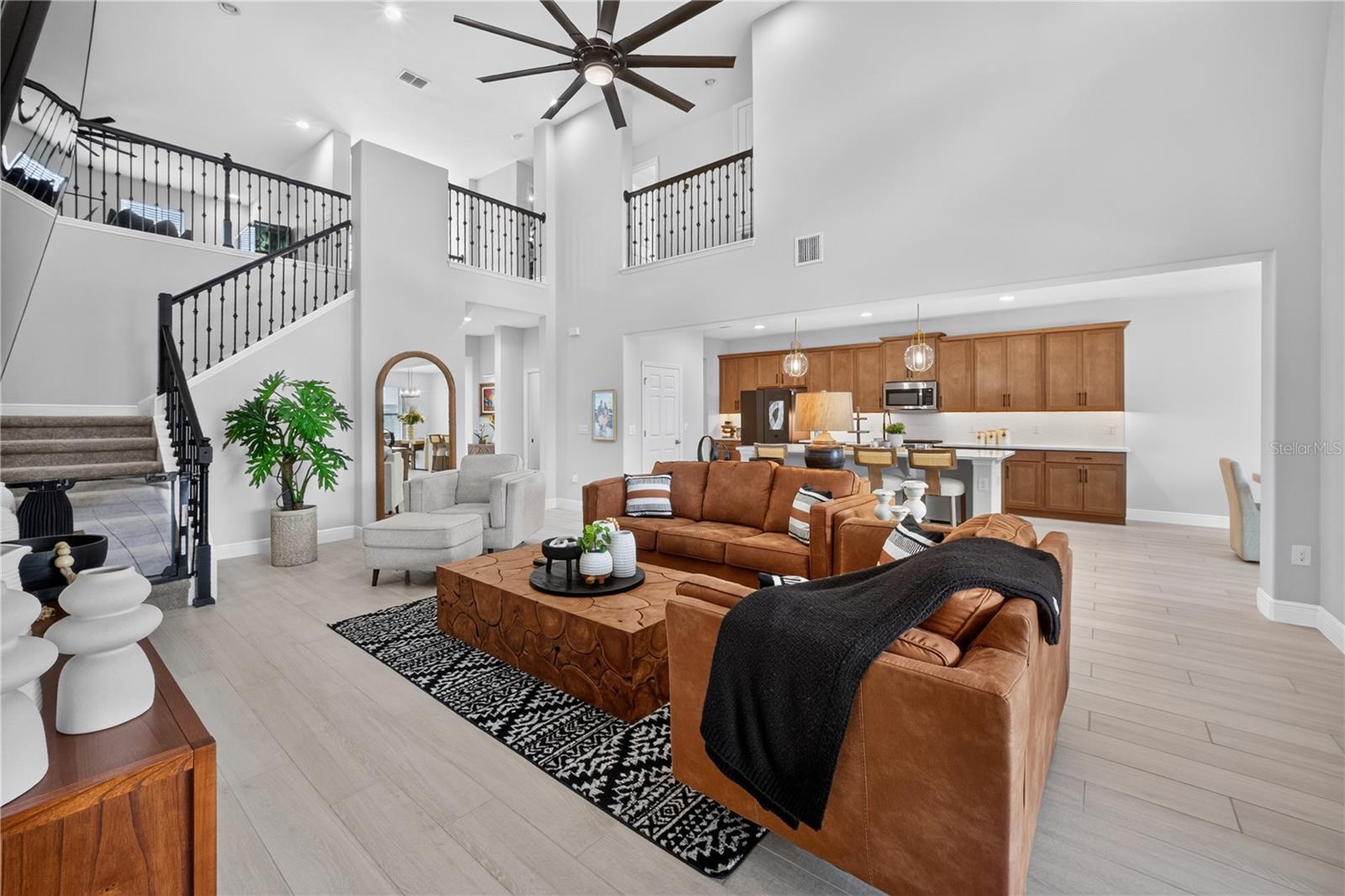 5277 OBSIDIAN GATE DRIVE
