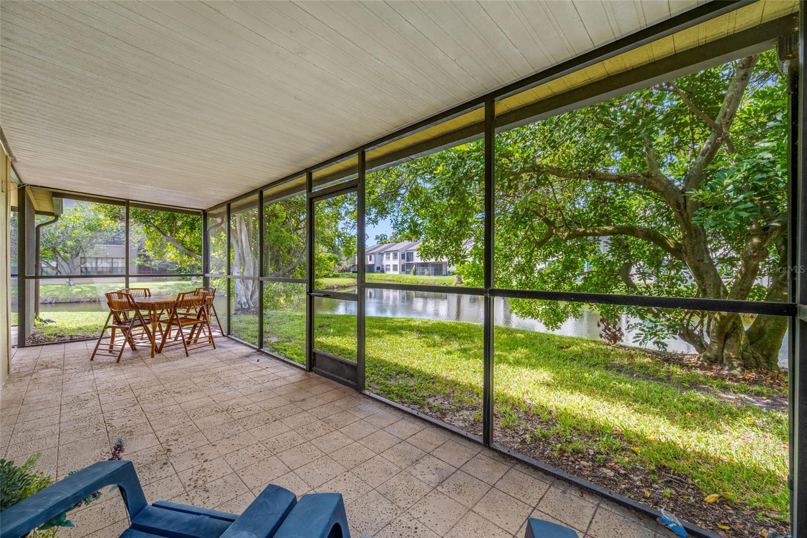 2467 KINGFISHER LANE 101H