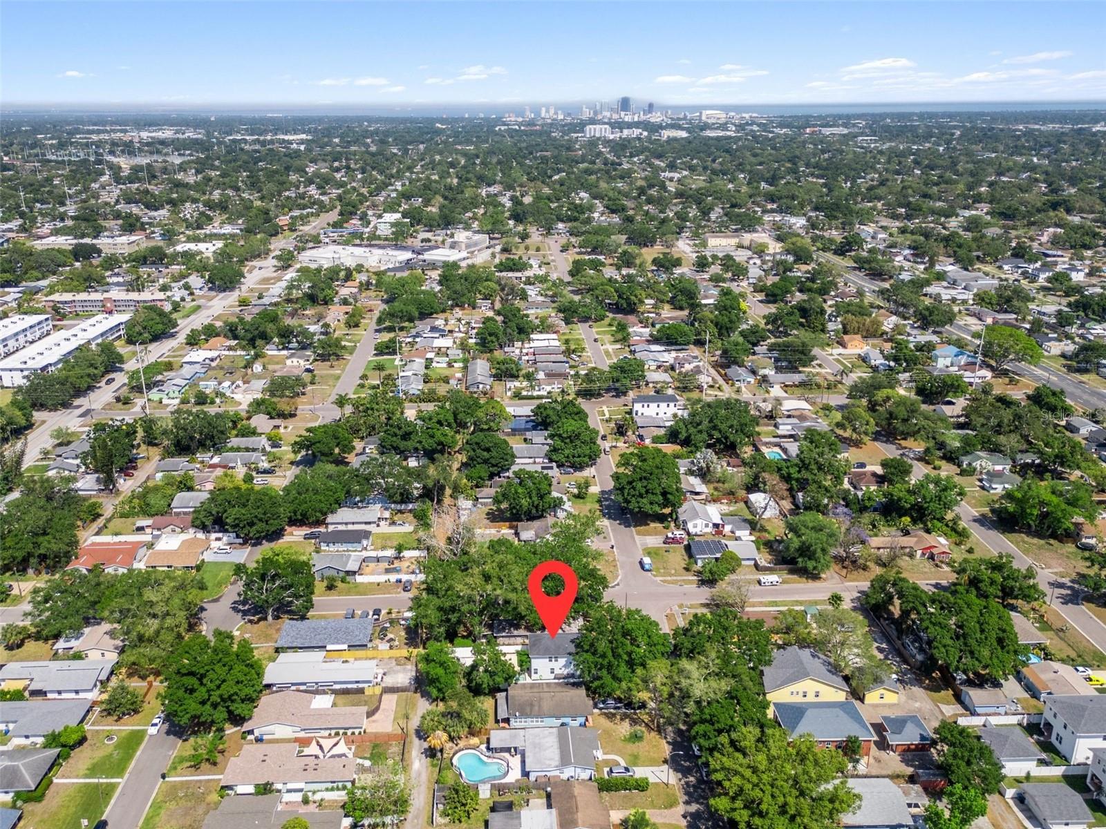 CRESTMONT - Residential