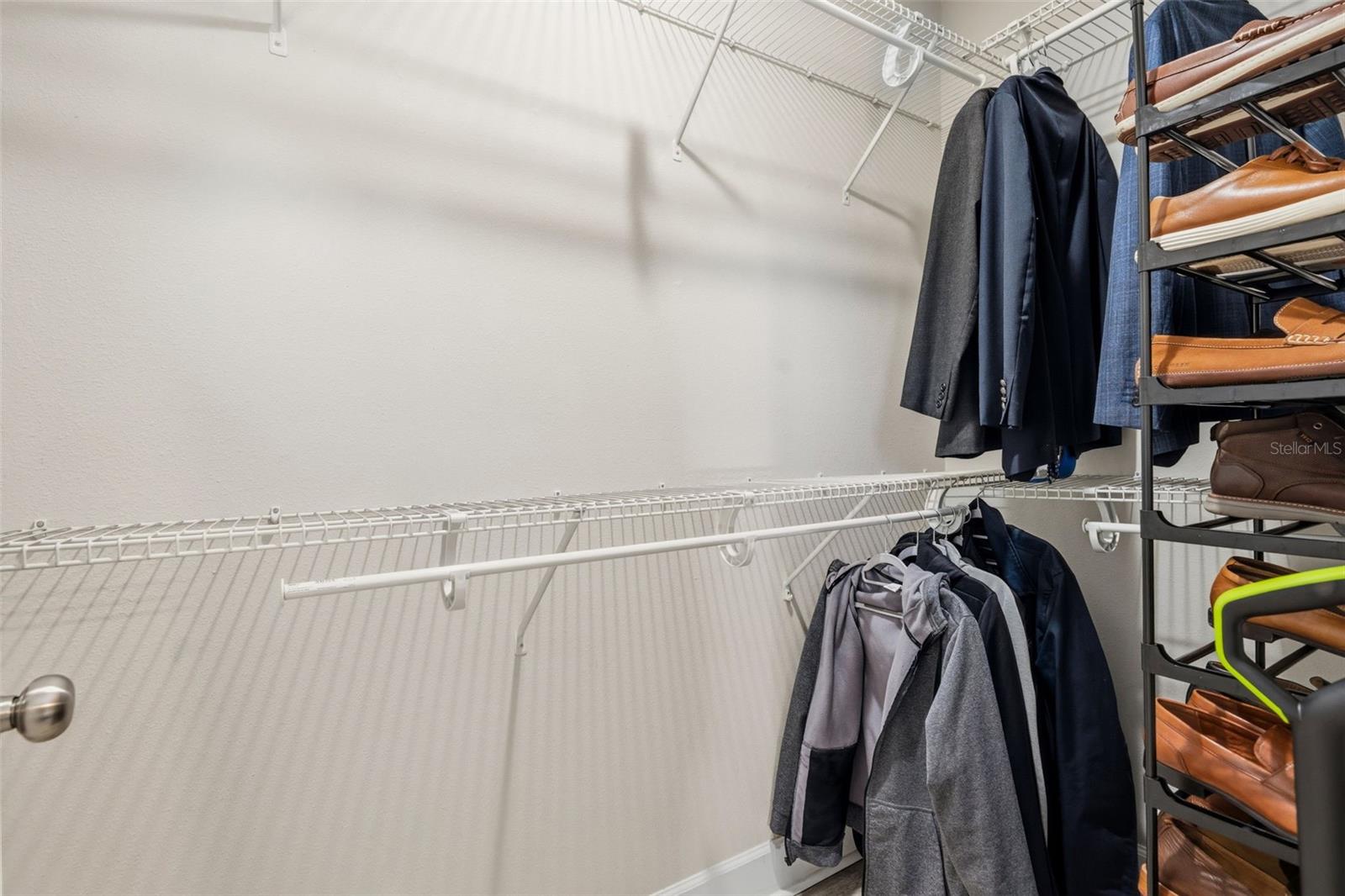 CRESTMONT - Residential