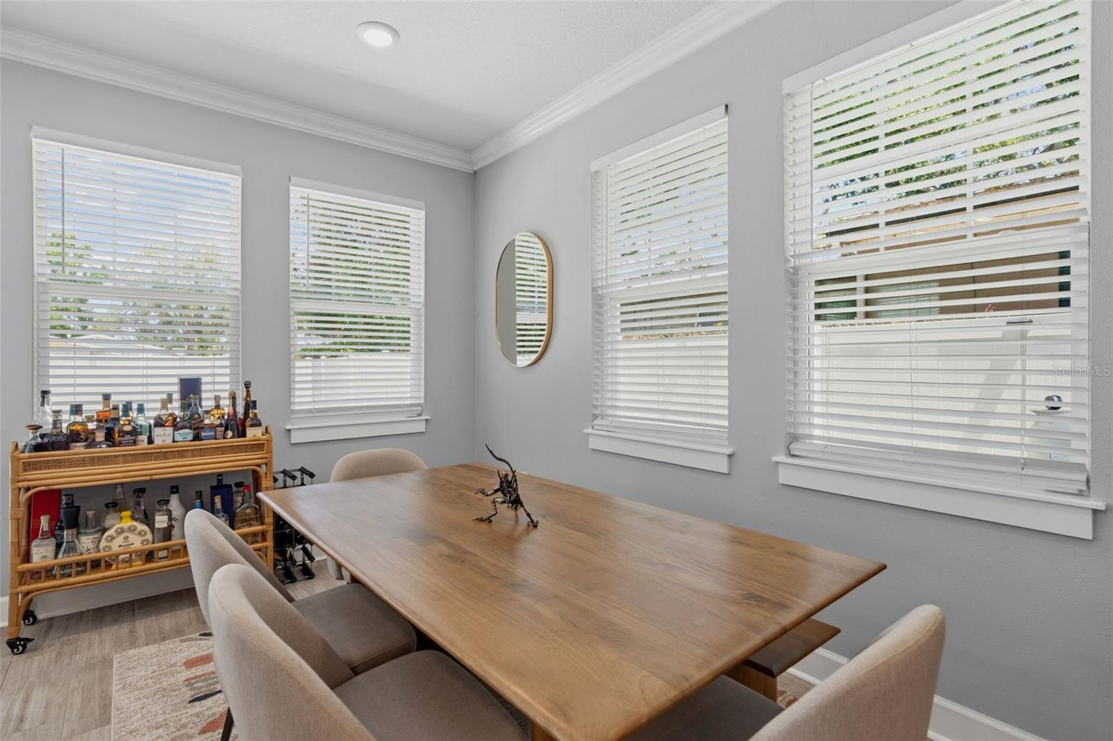 CRESTMONT - Residential