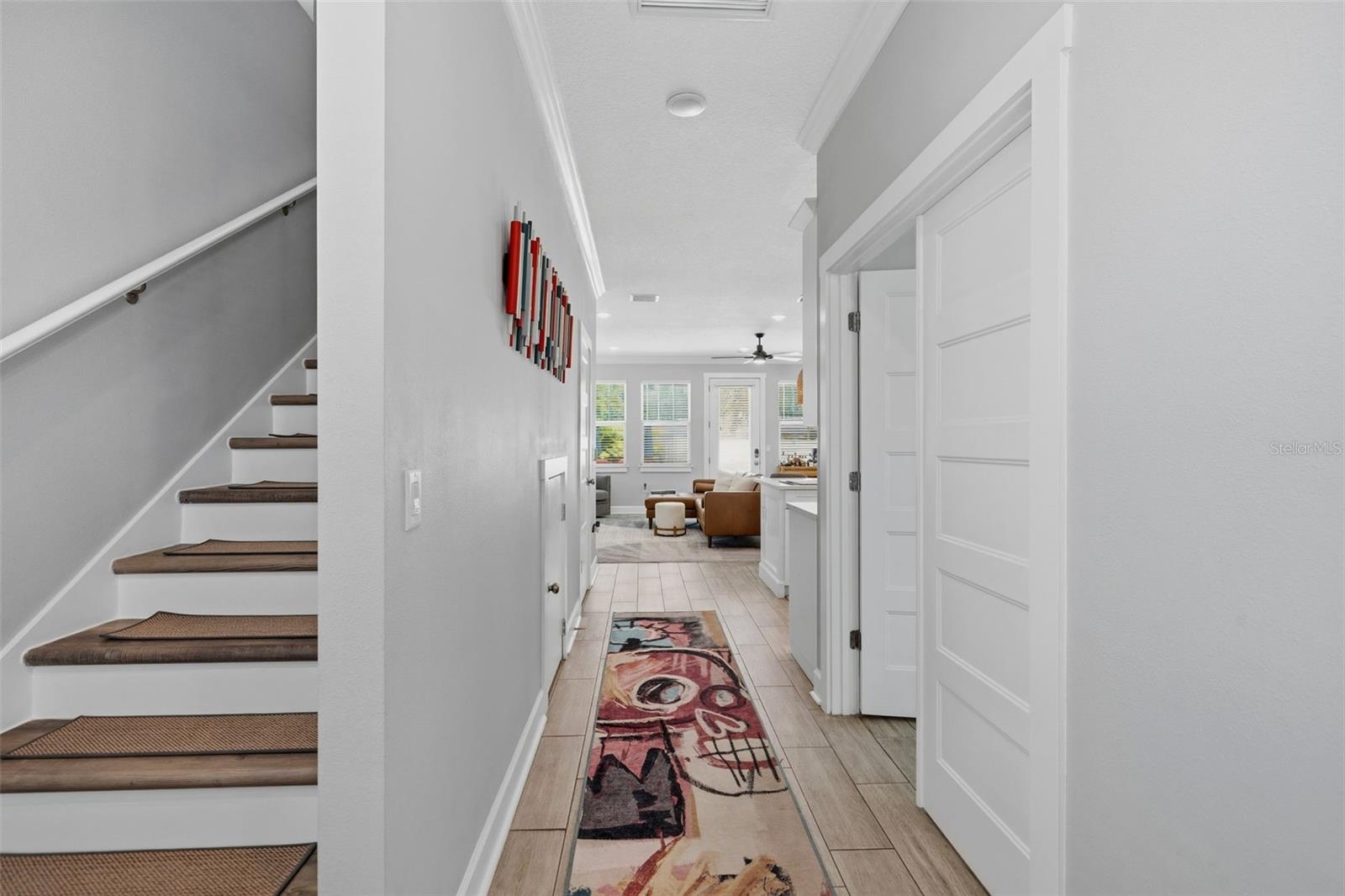 CRESTMONT - Residential