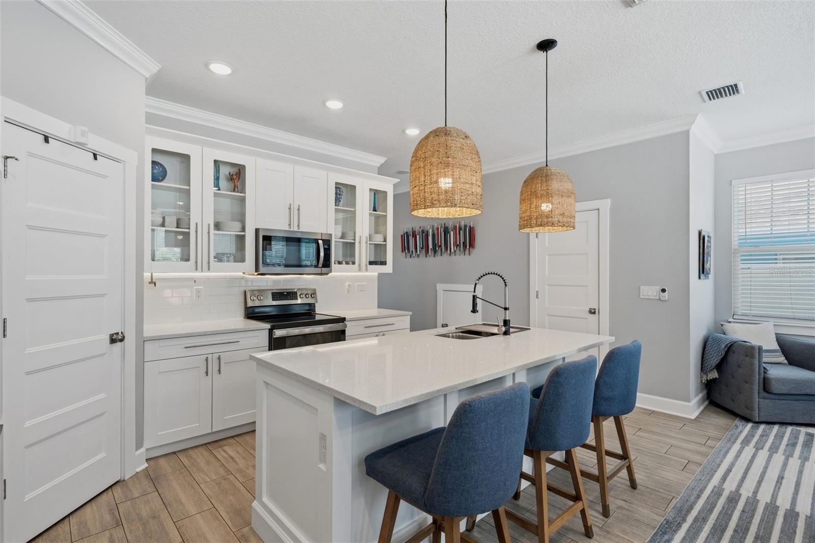 CRESTMONT - Residential