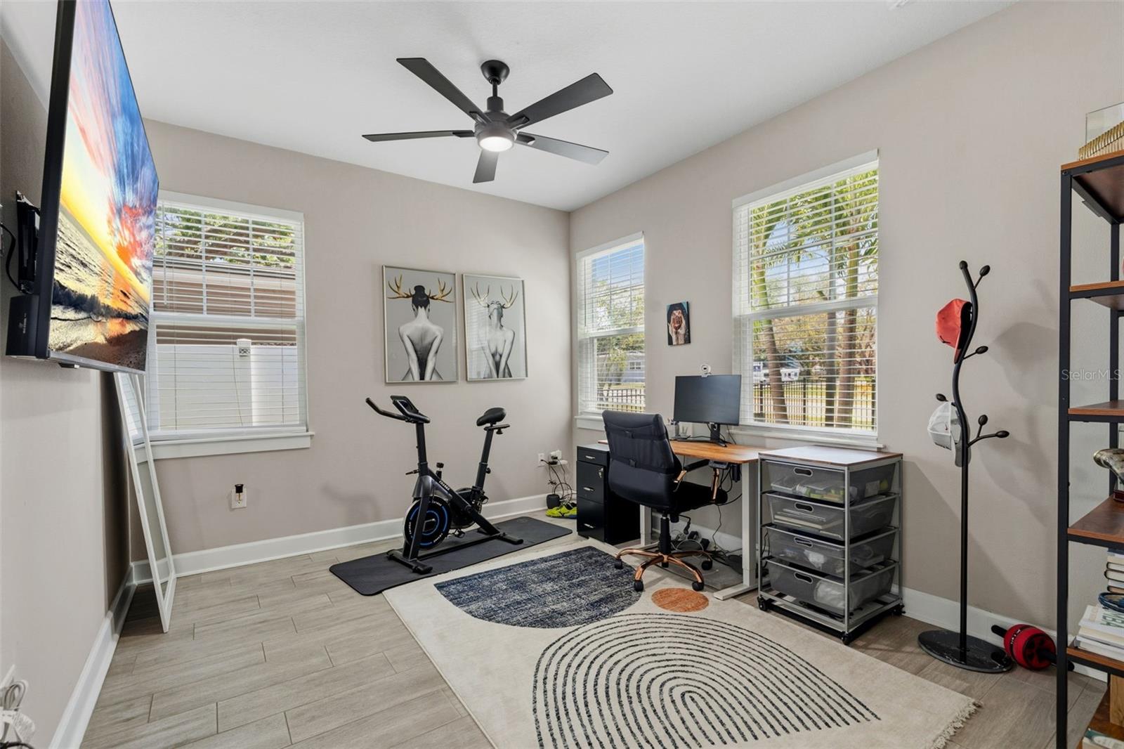 CRESTMONT - Residential