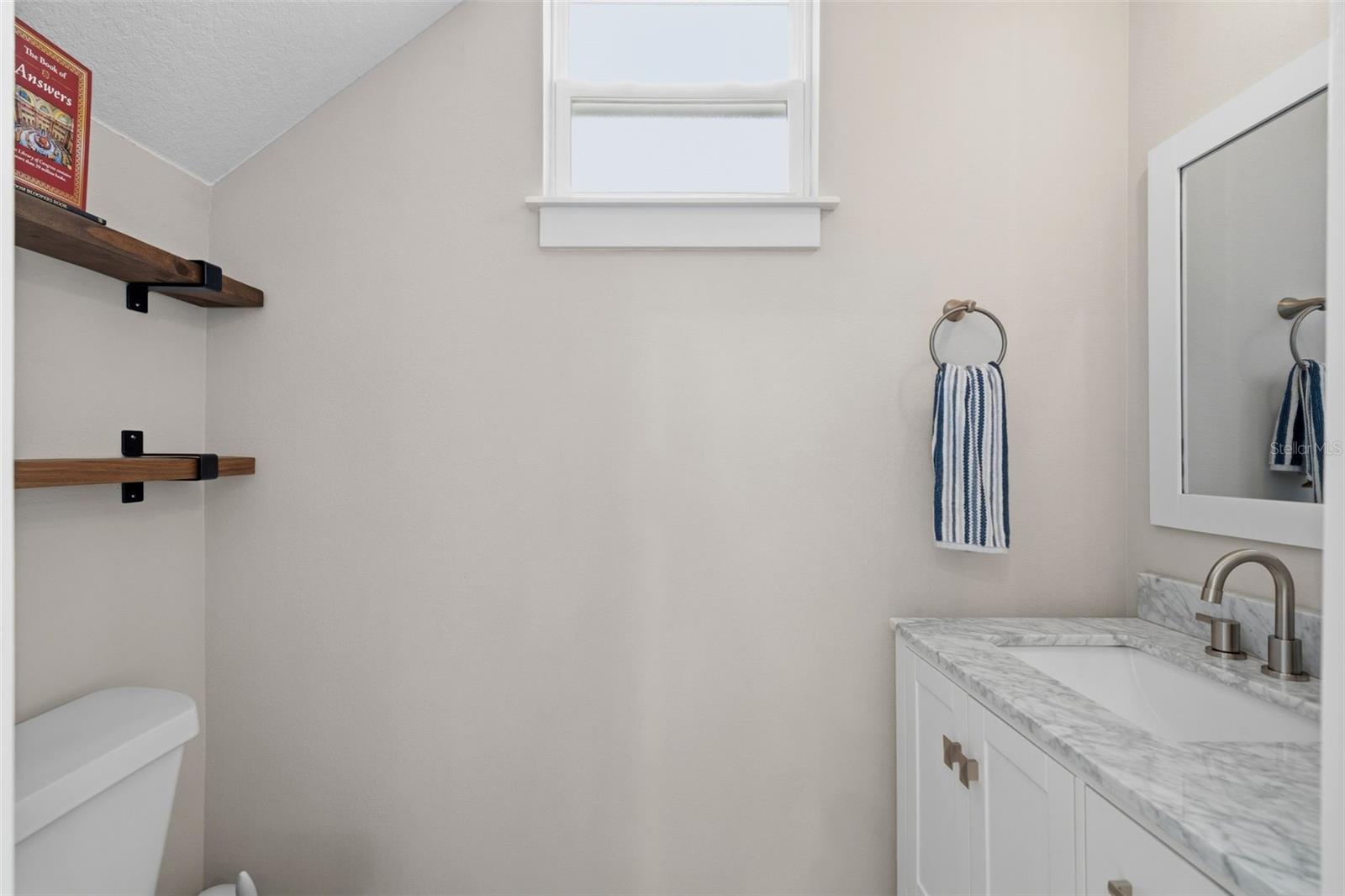 CRESTMONT - Residential